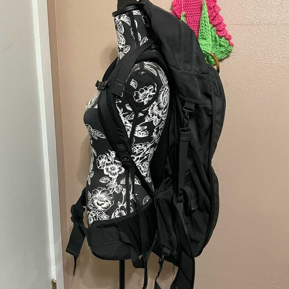 Patagonia hiking backpack - Picture 6 of 16